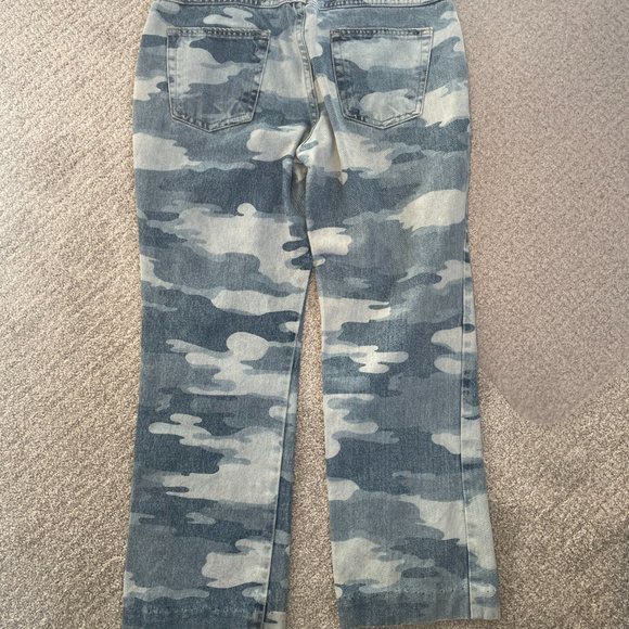 VINTAGE SANTA BARBARA - Picture 2 of 10